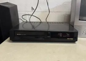 Vc-a205u Sharp Vcr Vhs Tape Player Model No Remote Tested Works