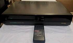 Sharp Vc-a220 Vhs Vcr With Remote Both Tested And Working Good Condition B65