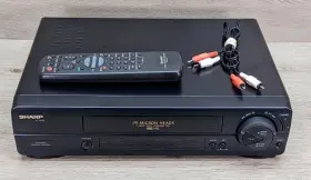 Vc-a552u Sharp Vcr Player Recorder Vhs With Remote And Cables Tested Works A