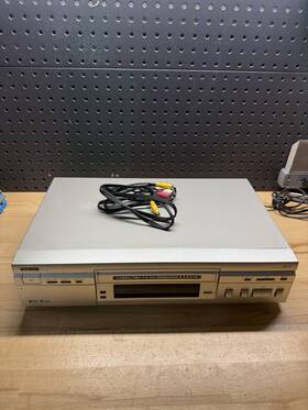 Sharp Vc-es2 Japanese Gamma Vhs Vcr Player Us Tapes Work Tested Working