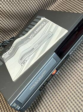 Sharp Vc-h890u Vintage Vhs Player 4-head Vcr Video Cassette Recorder Manual