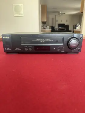 Vc-h975 Sharp 4-head Hi-fi Stereo Vcr Vhs Player - Tested. No Remote