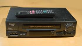 Sharp Vc-h986u Tested Working Vc-h986 Hi-fi Vcr Vhs Player Recorder 4-head With Remote