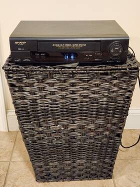 Sharp Vc-h992au Vhs 4 Head Vcr Tested And Works With No Remote