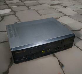 Signature 2000 Jsk20140 Vcr Vhs Player Recorder 4-head Hi-fi Stereo Jsk 20140 Works Good