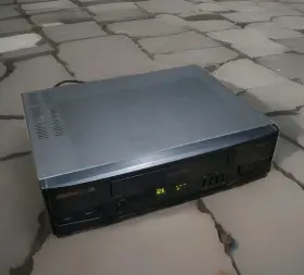Jsk20140 Signature 2000 Vcr Vhs Player Recorder 4-head Hi-fi Stereo Jsk 20140 Works Good