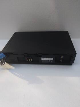 Sony 0129524 Slv-n99 Vcr 4-head Hi-fi Vhs Video Recorder No Remote Or Cables
