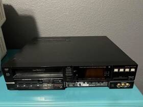 Sony 840d Sl-hf840d Super Betamax Video Player Remote For Repair No Power
