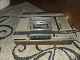 Sl-5800 Sony 899900 Time Commander Betamax Video Cassette Recorder With Remote
