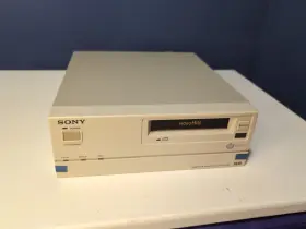 Cvd-1000 Sony Computer Video Player Deck Hi8 8mm Ntsc Parts / Repair
