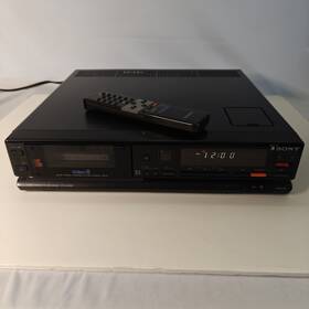 Sony Ev-a300 Vtg Video-8 Cassette Recorder Vcr With Remote - Works Great