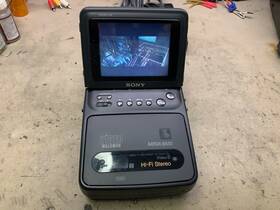 Sony Gv-300 Fully Restored Ntsc Hi8 Stereo Hifi Video Walkman 90 Days Wrty