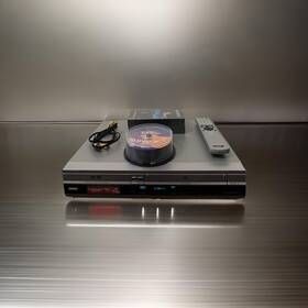 Sony Rdr-vx511 Dvd Vhs Vcr Player Burner Recorder Video Cassette Tape Cd Remote