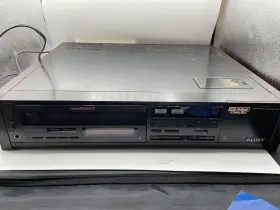 Sl-hf1000d Sony Super High Band Beta Video Cassette Recorder Very Good Tested