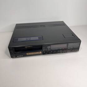 Sony Sl-hf550 As-is For Parts/repair Vintage Beta Hi-fi Video Cassette Recorder