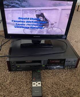 Sony Sl-hf870d Super Betamax Player Video Cassette Recorder - Not Fully Tested