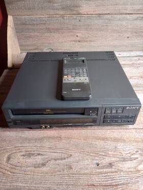Sony Slv-50 4 Head Vhs Vcr Remote With Flying Erase Tested Works Great
