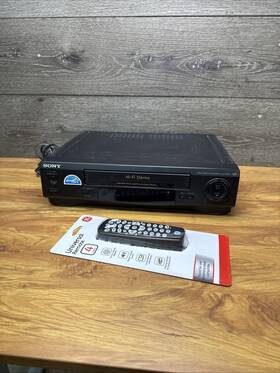 Sony Slv-679 Hf Vcr Video Cassette Recorder With Remote Tested And Works