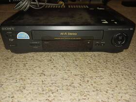 Sony Slv-679hf Vcr Vhs Player Recorder Hi-fi 4 Head No Remote Tested Working