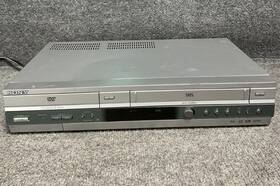 Sony Slv-d560p Dvd Player / Vcr Vhs Hi-fi Stereo Progressive Scan In Silver