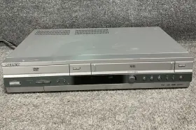 Slv-d560p Sony Dvd Player / Vcr Vhs Hi-fi Stereo Progressive Scan In Silver