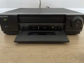Slv-e210dp Sony Vintage Stereo Vcr Recorder Player Tested Partially Read Desc Slv-e210dp Sony Vintage Stereo Vcr Recorder Player Tested Partially Read Desc