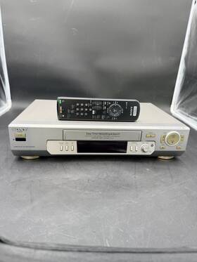 Sony Slv-ed22kr Rare Multisystem Vhs International Playback With Remote Control