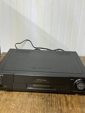 Sony Slv-x611 Vcr Vhs Video Cassette Player Parts Or Repair
