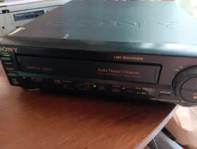 Slv-xr9 Sony Vcr Video Cassette Player Japan Auto Head Cleaner Works Great