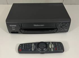 Sylvania 2870lv Vcr With Original Remote Old School Tested Working