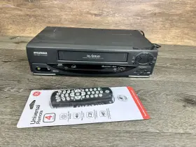 6245fa Sylvania 4 Head 19 Micron Vcr Vhs Player With Remote Tested