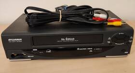 Sylvania 6245fb Vcr Video Cassette Recorder 4-head No Remote Working