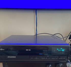 Sylvania 6265fa Model Vc4142at01 Vcr 4 Head - Made In Japan 1989