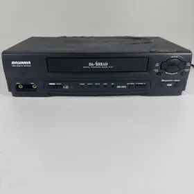 6420vb Sylvania Video Cassette Recorder. Shows Wear Some Surface Damage Tested