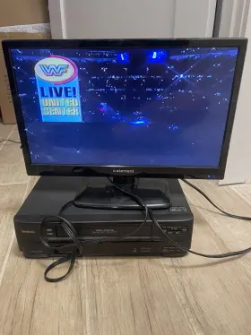 Elefw195 Symphonic Sv211e Vcr Vhs Player/recorder Element 19 Inch Tv And Remote
