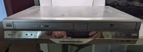 D-vr4xsu Toshiba Vcr Dvd Recorder Combo Vhs Player Tested Works No Remote