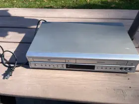 Ed14902646 Toshiba Dvd/vcr Combo Player Hi Fi Tested-dvd Working- Not Vhs No Remote