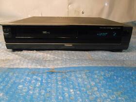 Toshiba M-211 Video Cassette Recorder No
