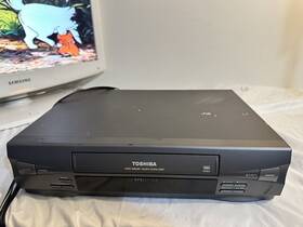 Toshiba M-264 Vhs Player Video Cassette Recorder 4 Head Hi-fi No Remote Tested