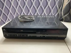 M-4130 Toshiba Video Cassette Recorder / No Remote Tested Working