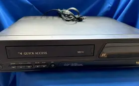 M-426 Toshiba Vtg Video Cassette Recorder In Original Box With Remote