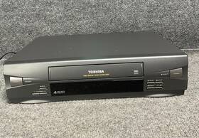 Toshiba M-454 Video Cassette Recorder 4 Heads Vhs In Gray Color Without Remote