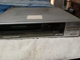 M-5010 Toshiba Vintage Vhs Front Loading System