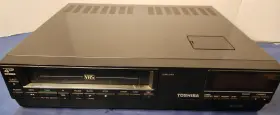 M-5530 Toshiba Vtg Video Cassette Recorder With Remote - Read