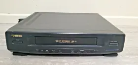 M-632 Toshiba Vcr Vhs Player Model For Parts Or Repair