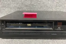 M-6455 Toshiba Video Cassette Recorder 120v 60hz 24w In Black - For Parts