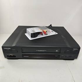 Toshiba M-656 Vcr Vhs Player 4 Head Hifi Stereo Tested Works Great No Remote