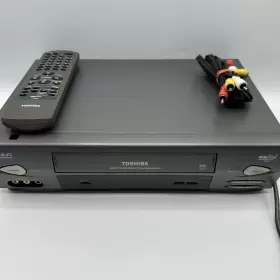 M-685 Toshiba 4-hd Hi-fi Video Cassette Recorder Vhs Vcr With Remote Working M-685 Toshiba 4-hd Hi-fi Video Cassette Recorder Vhs Vcr With Remote Working