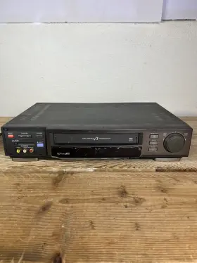M-752c Toshiba Vcr V3 Pro Drum 6 Head Vhs Cassette Player Recorder No Remote