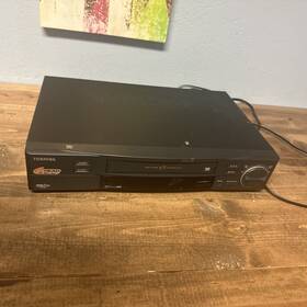 Toshiba M-764 Vcr Video Cassette Recorder Vhs Player 6heads Tested